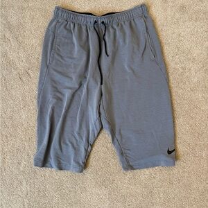 Nike Men's Athletic Shorts in Gray